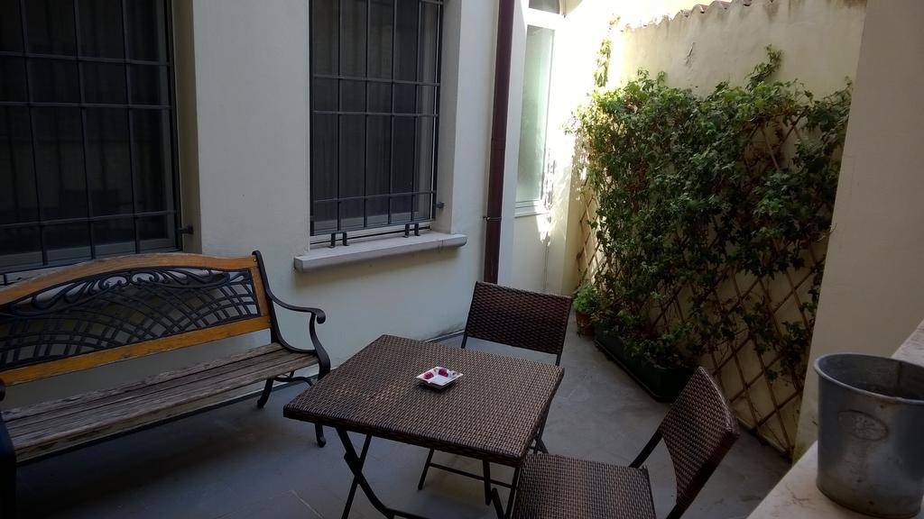 Agorà Residenza Mântua Quarto foto